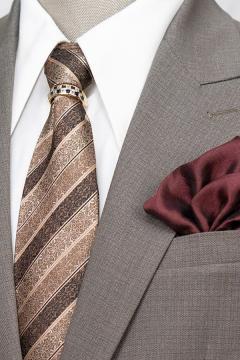 Bộ Suit Nâu Đất Kẻ Classic Fit TGS396